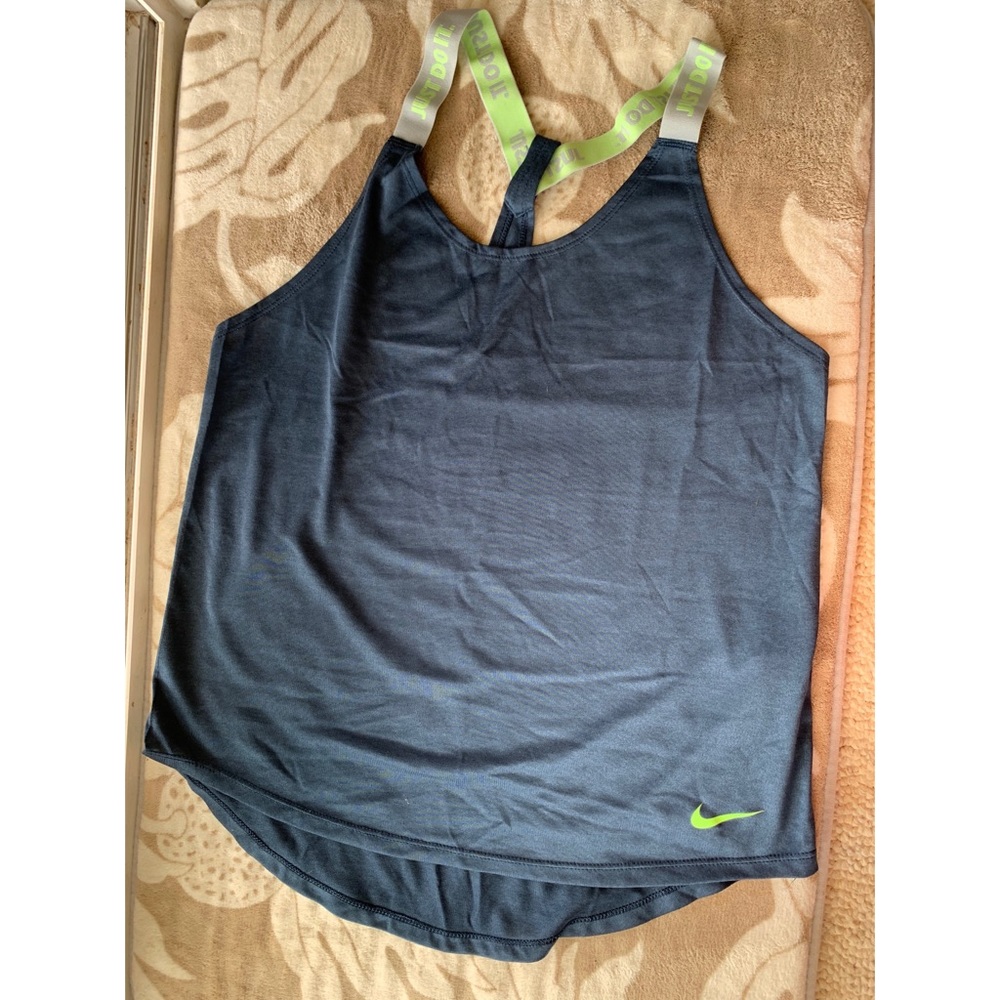 Nike racerback workout top